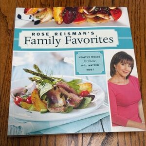 Family Favorites Cookbook by Rose Reisman - softcover